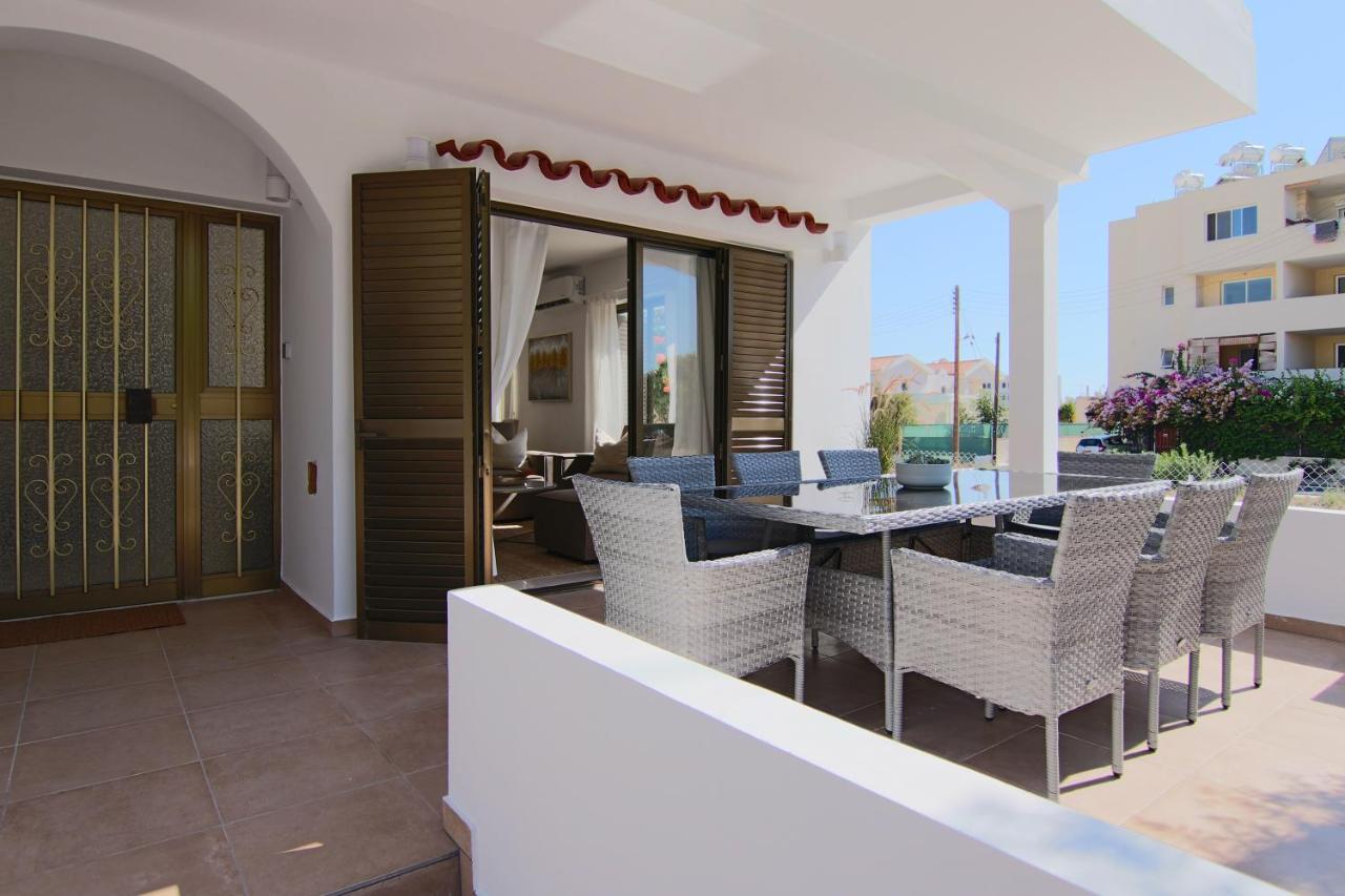 Phaedrus Living: City View Luxury Flat Androcleous Paphos Luaran gambar