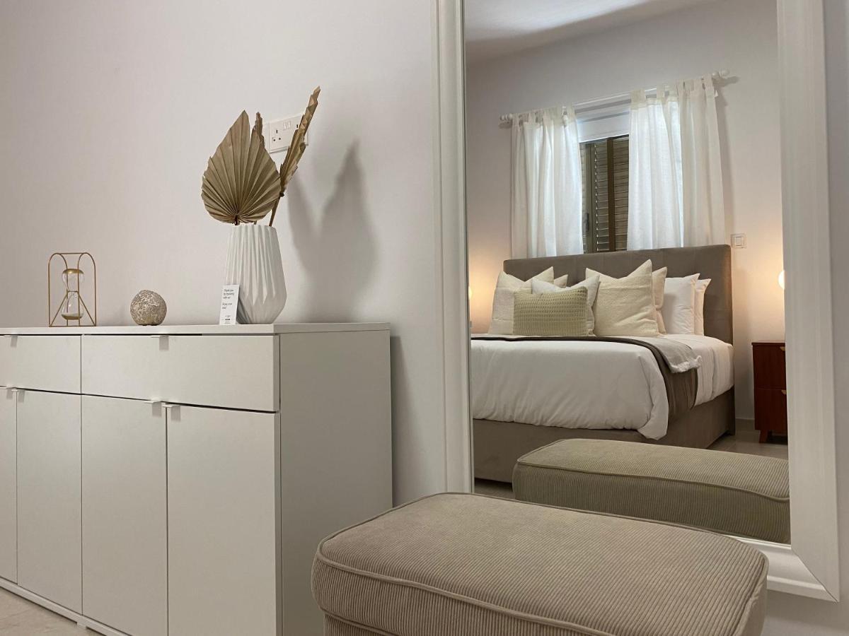 Phaedrus Living: City View Luxury Flat Androcleous Paphos Luaran gambar